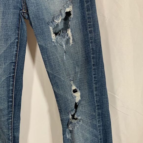 American Eagle Medium Wash Distressed High Rise Jeggings - Picture 5 of 12